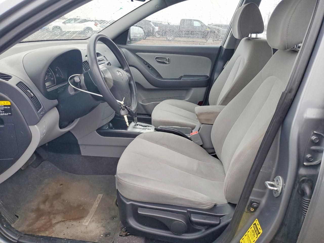 2010 HYUNDAI ELANTRA GLS photo 13