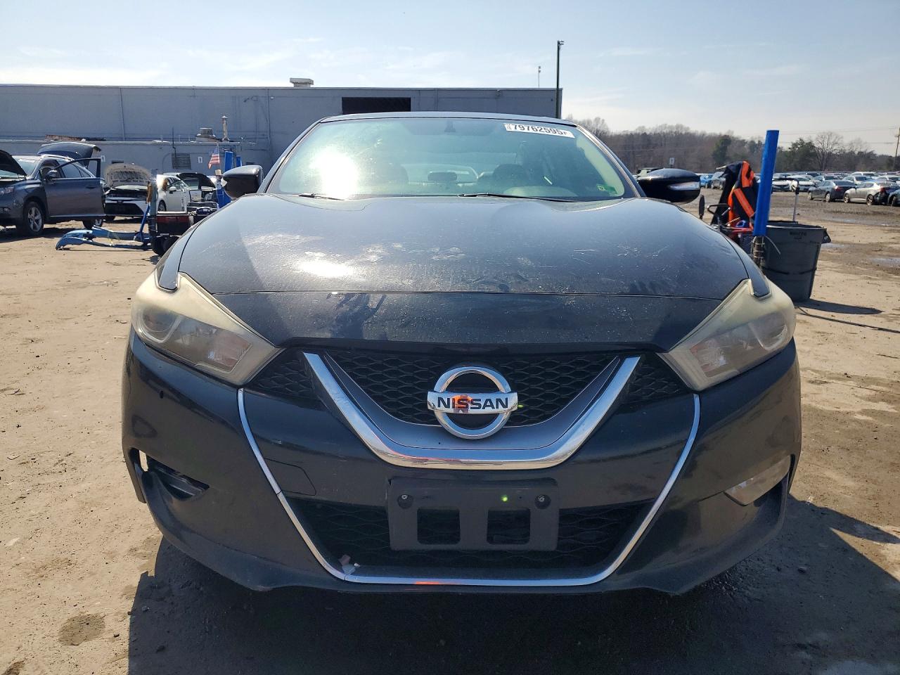 2017 NISSAN MAXIMA photo 9