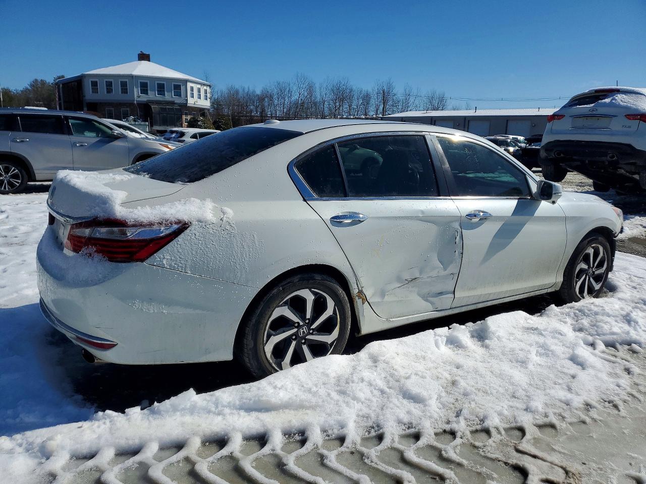 2017 HONDA ACCORD EXL photo 5
