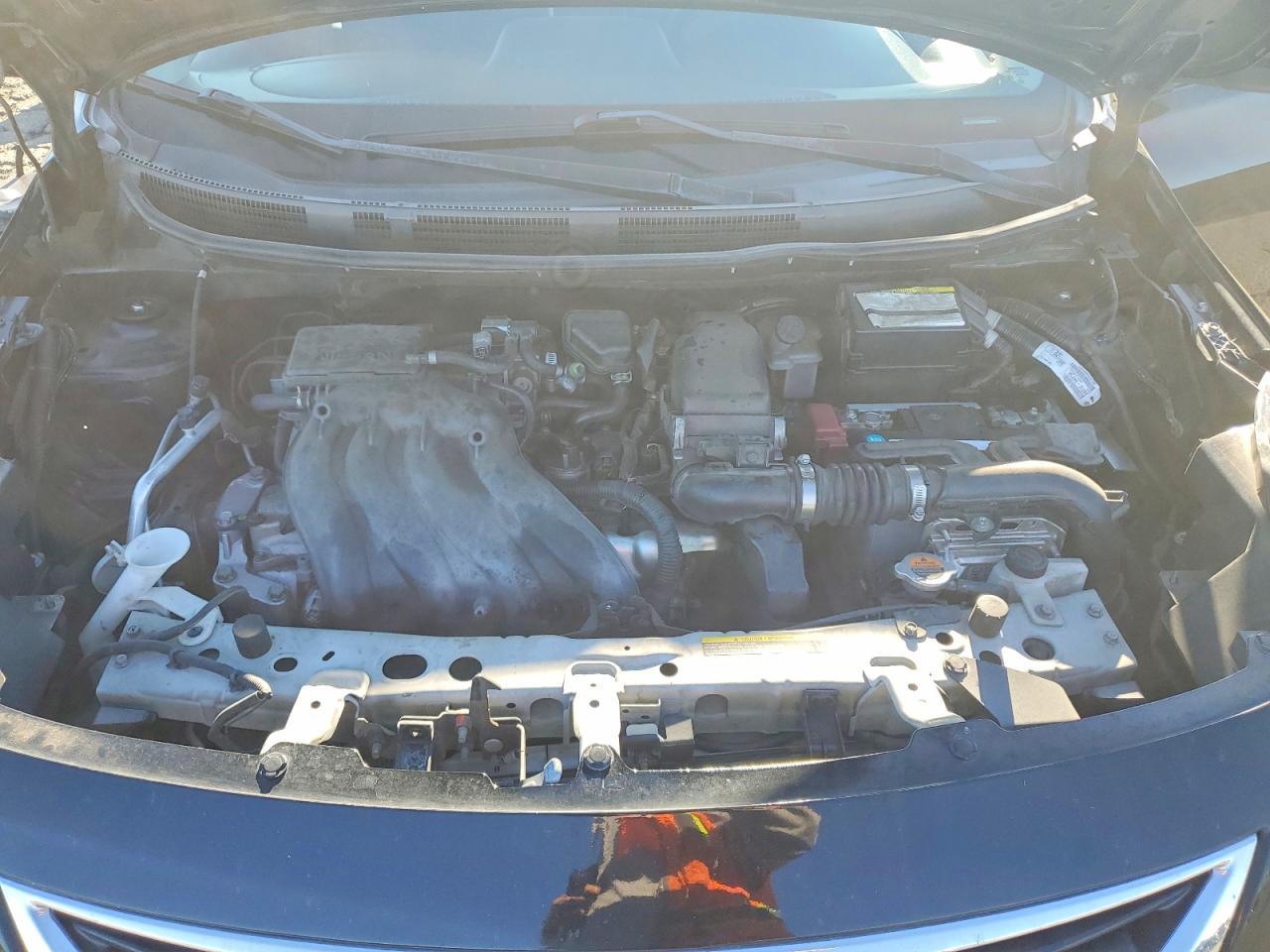 2014 NISSAN VERSA 1.6 SV photo 11