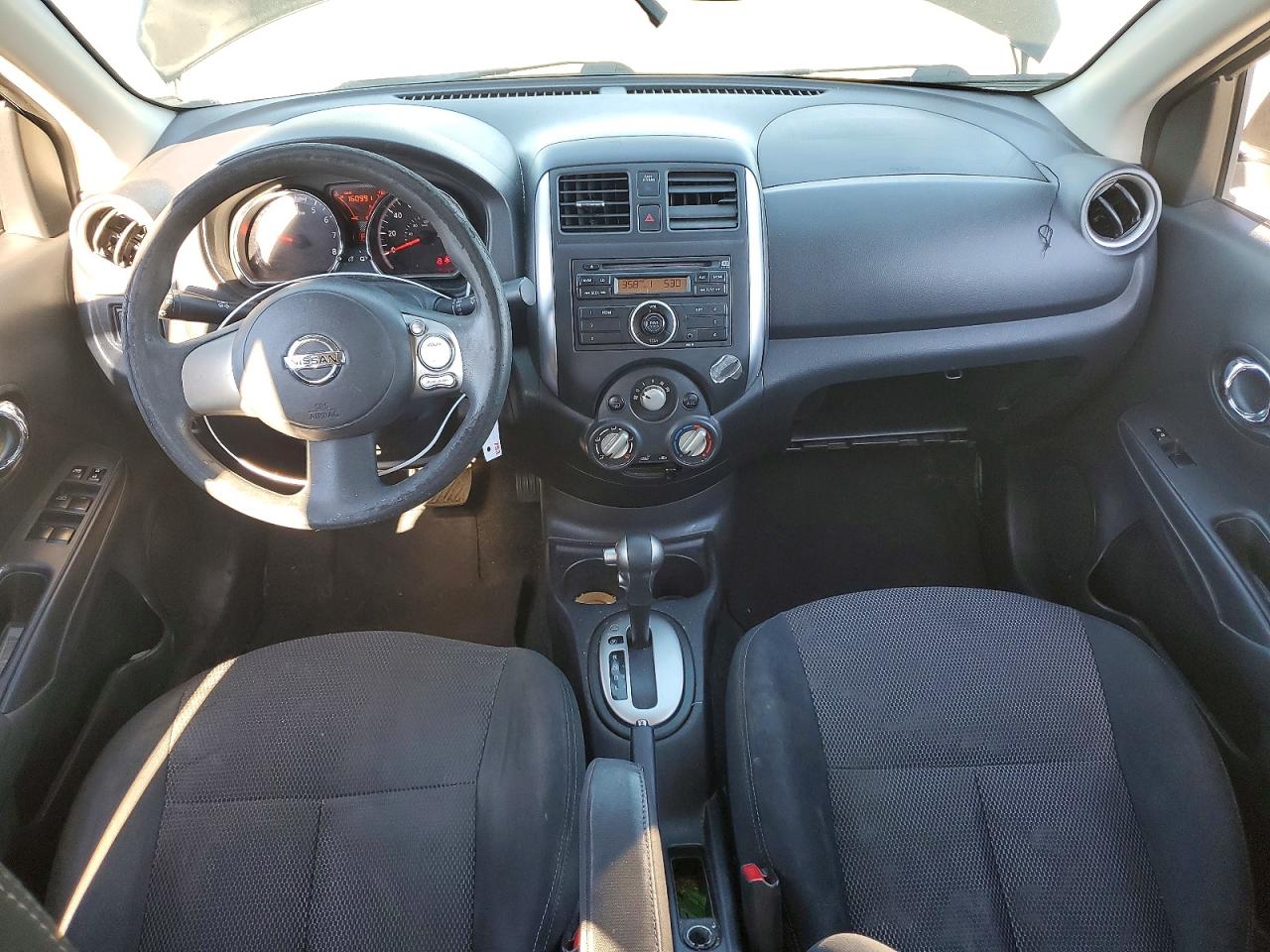 2014 NISSAN VERSA 1.6 SV photo 8