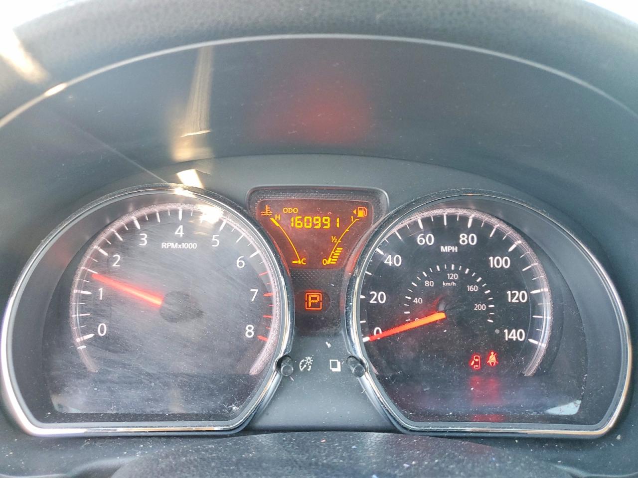 2014 NISSAN VERSA 1.6 SV photo 9