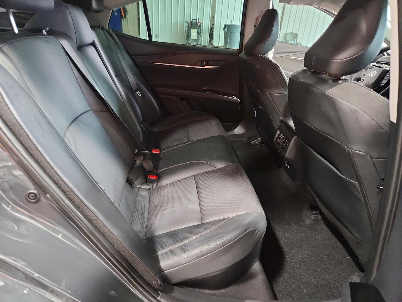 2026 TOYOTA CAMRY XLE photo 10