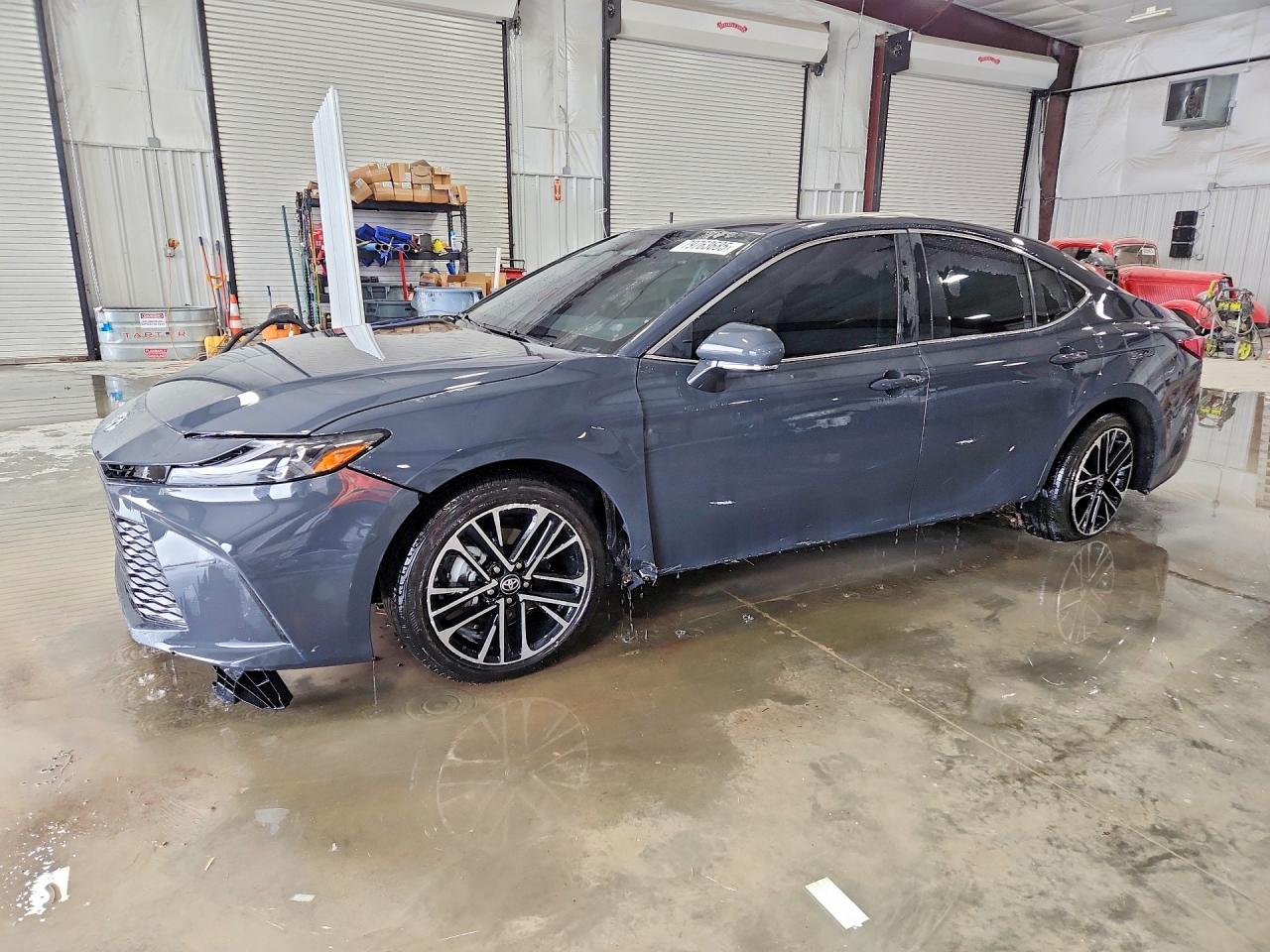 2026 TOYOTA CAMRY