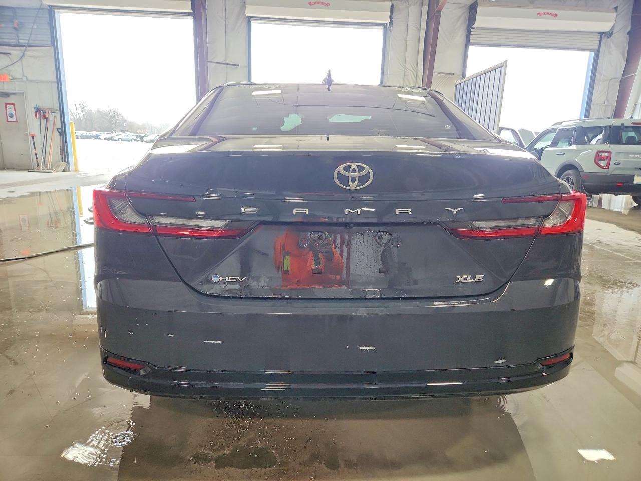 2026 TOYOTA CAMRY XLE photo 6