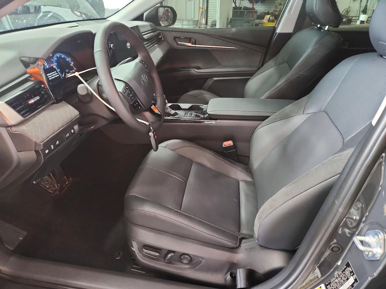 2026 TOYOTA CAMRY XLE photo 7
