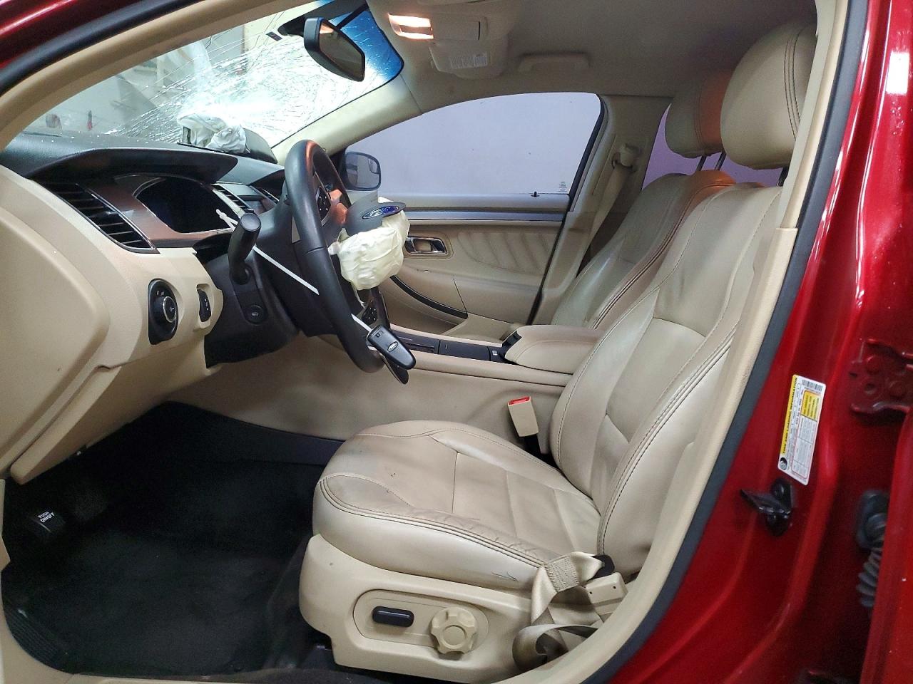 2015 FORD TAURUS SEL photo 13