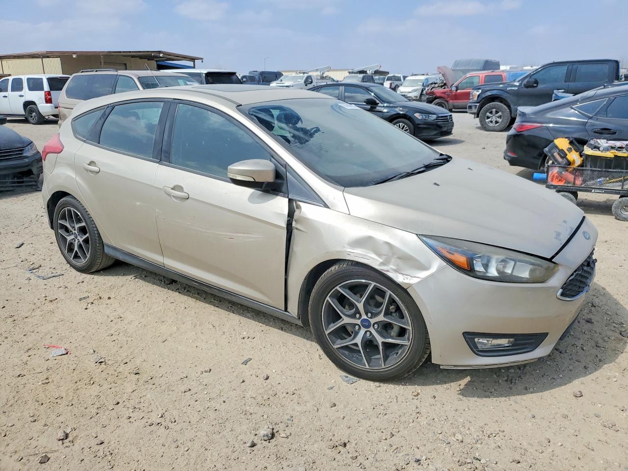 2017 FORD FOCUS SEL photo 7