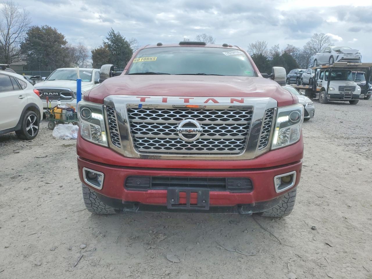 2016 NISSAN TITAN XD PLATINUM RESERVE photo 9