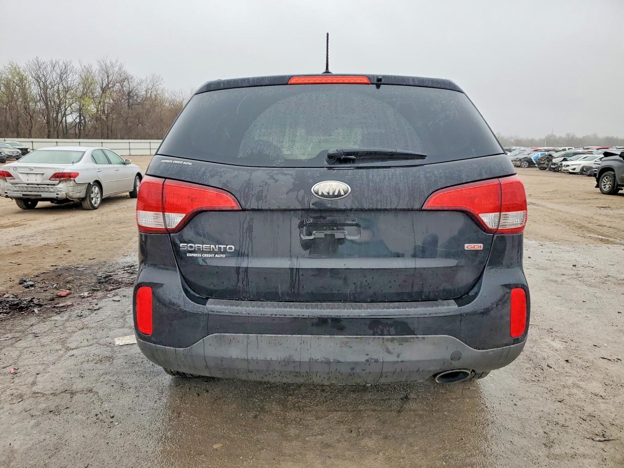 2014 KIA SORENTO LX photo 11