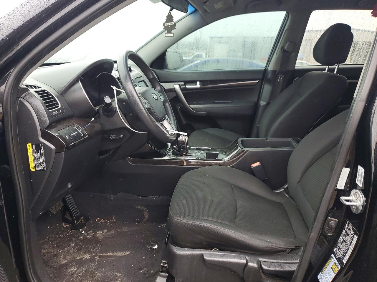 2014 KIA SORENTO LX photo 13