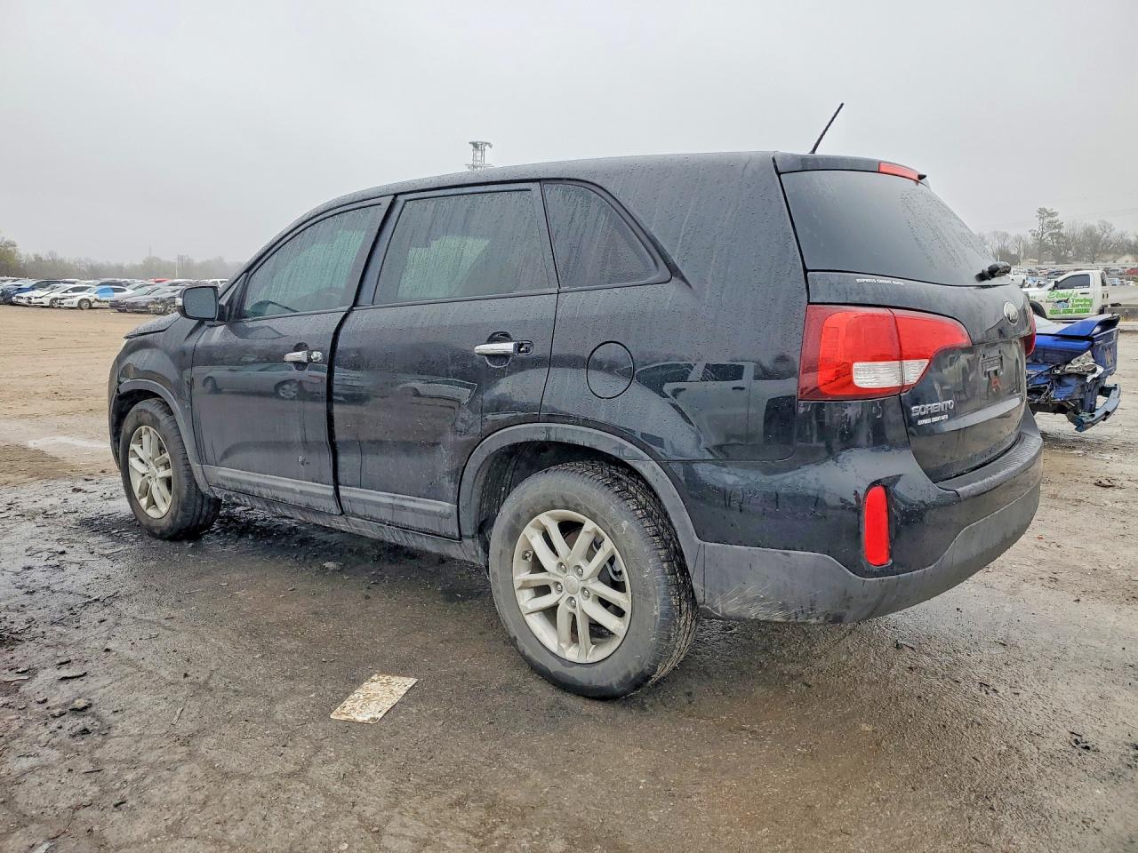 2014 KIA SORENTO LX photo 3