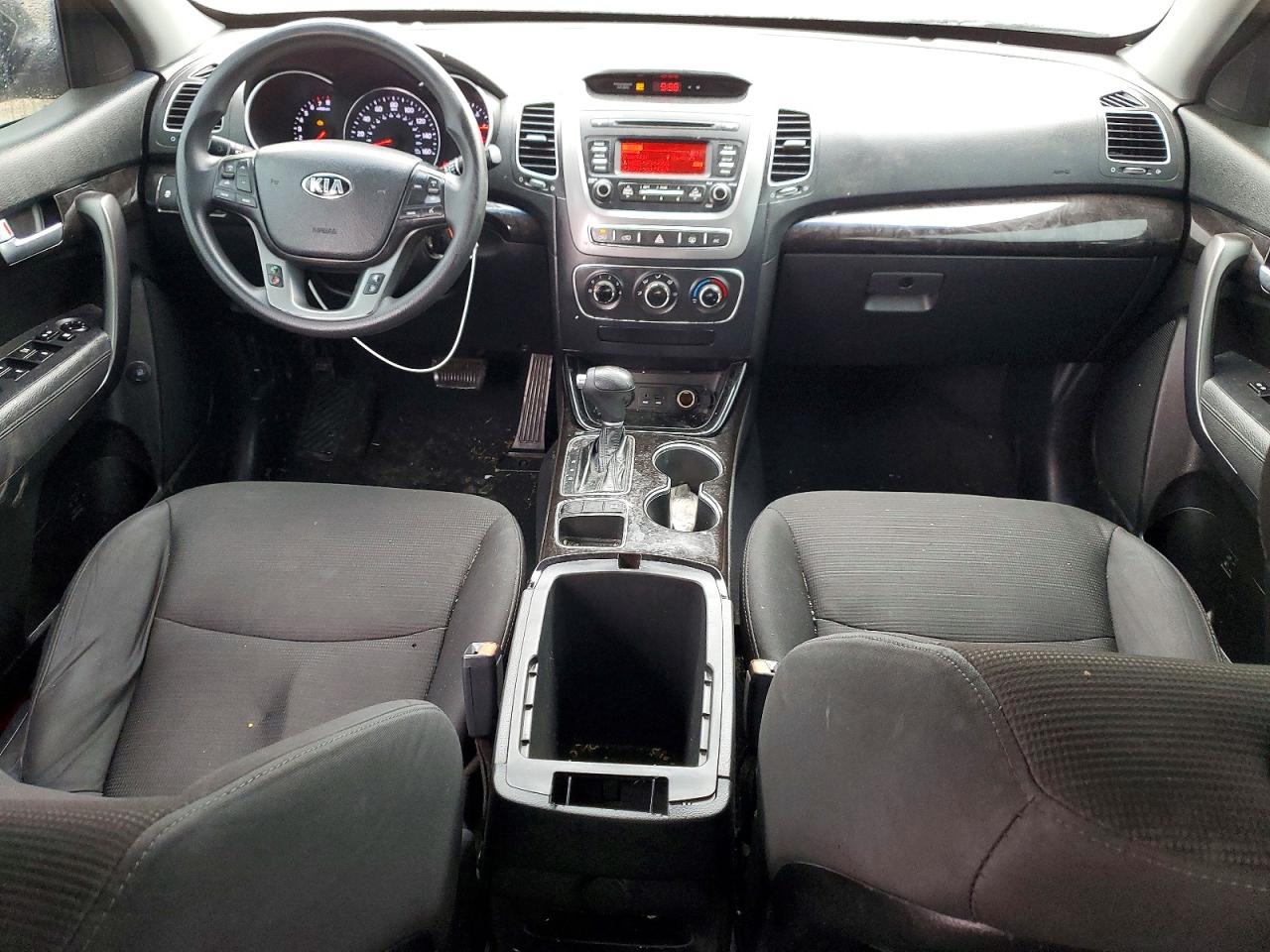 2014 KIA SORENTO LX photo 15