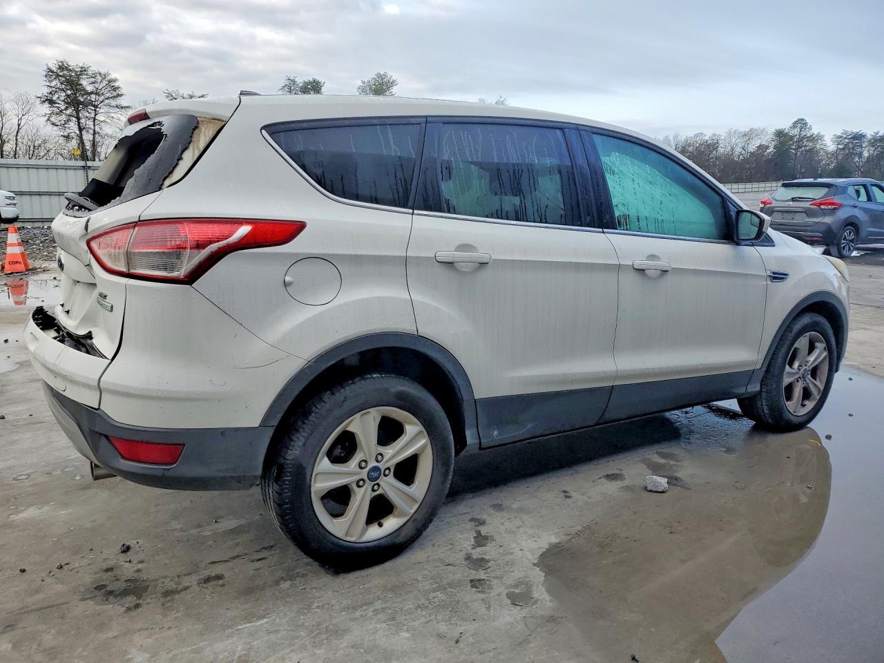 2013 FORD ESCAPE SE photo 5