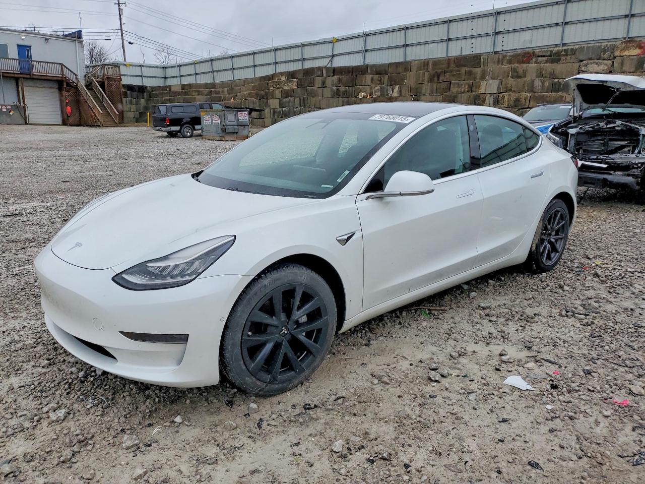 2020 TESLA MODEL 3