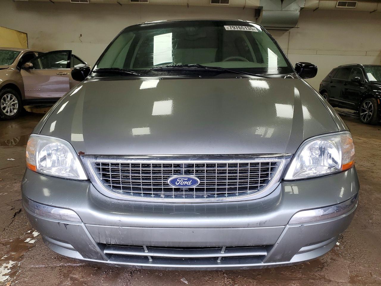 2003 FORD WINDSTAR SE photo 9