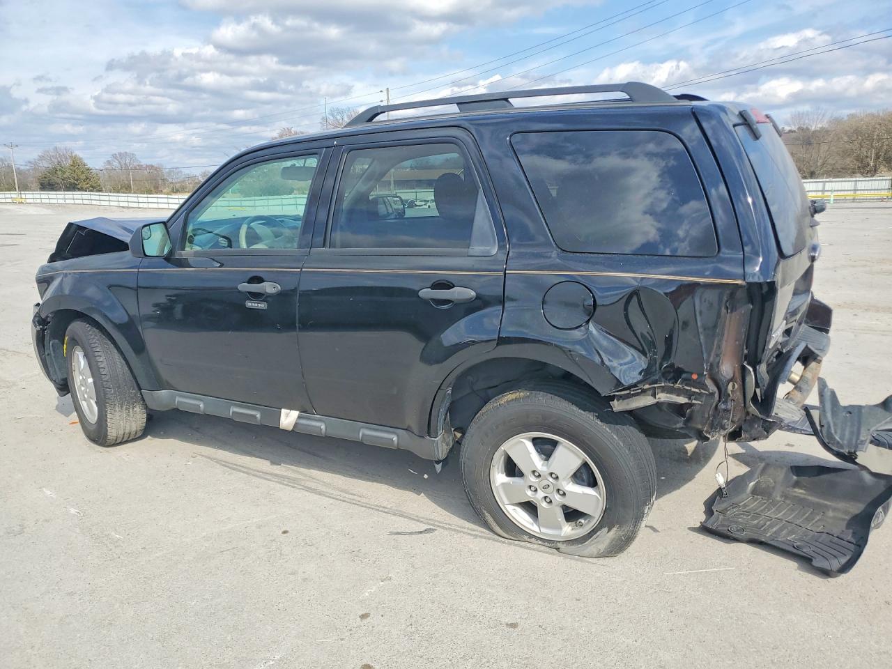 2012 FORD ESCAPE XLT photo 3