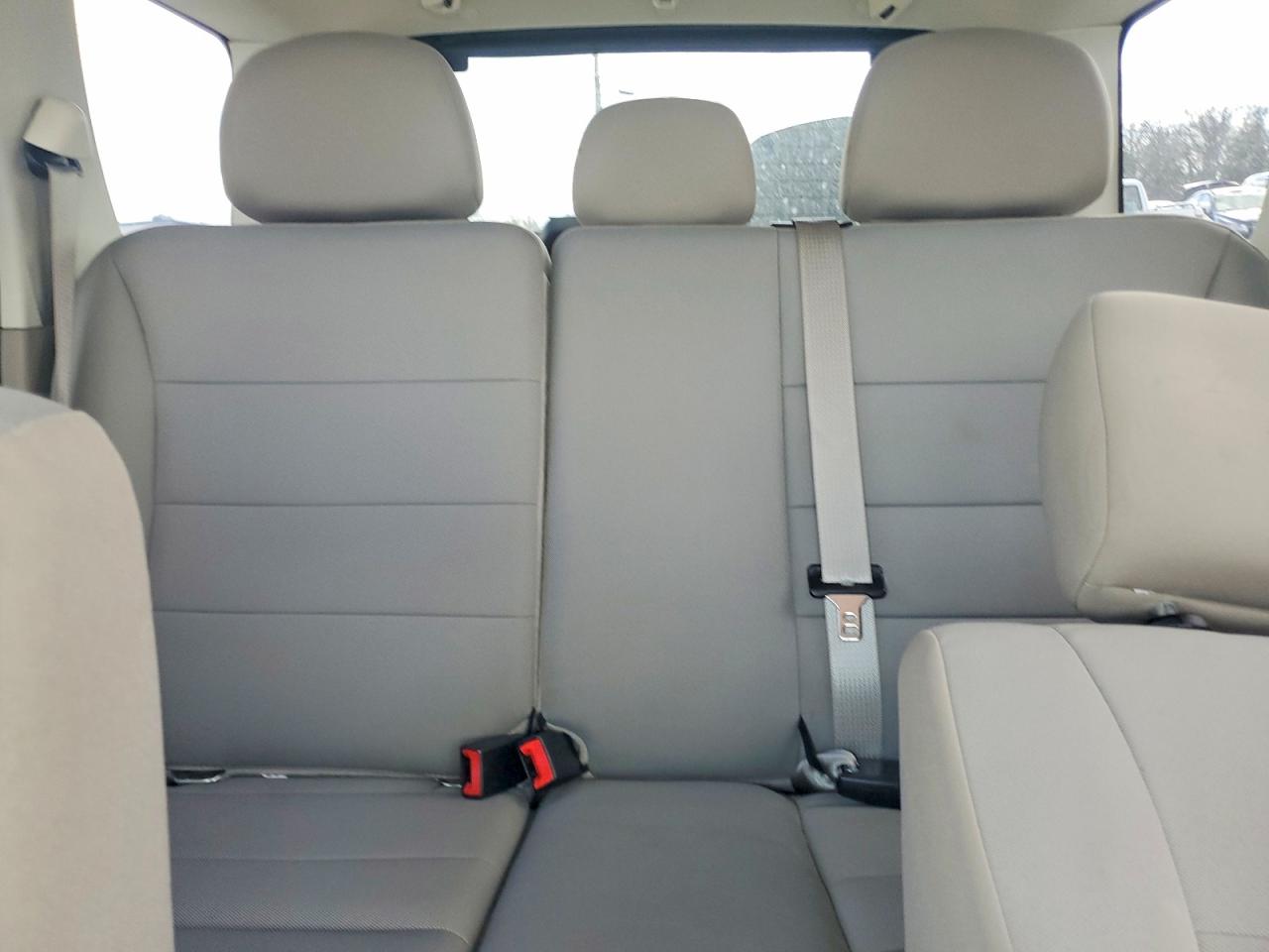 2012 FORD ESCAPE XLT photo 19