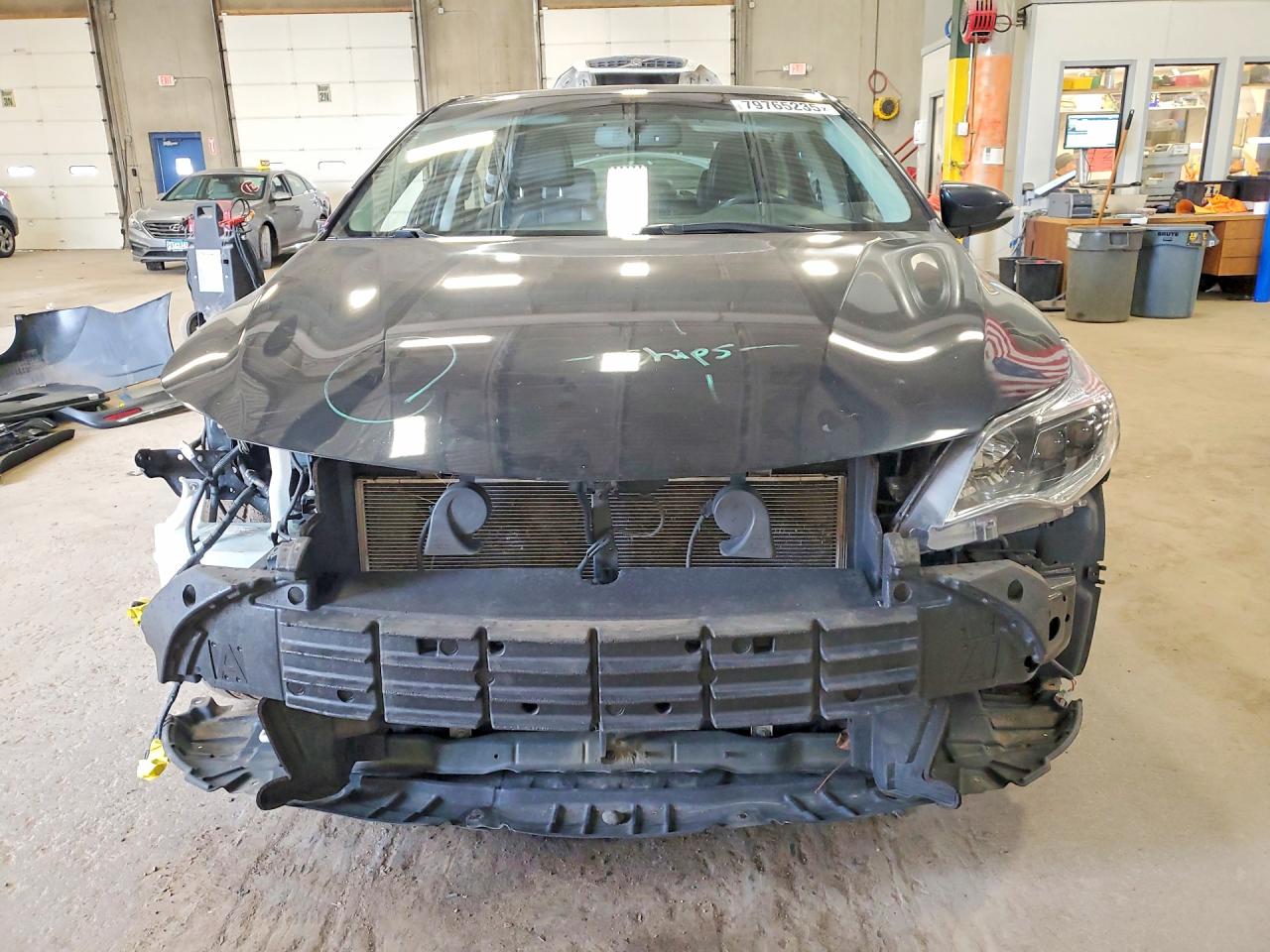 2016 TOYOTA AVALON LIMITED photo 9