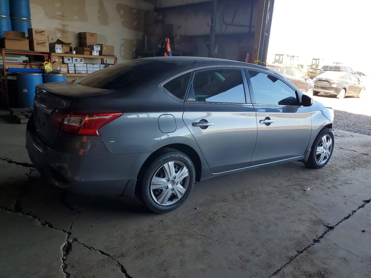 2019 NISSAN SENTRA S photo 5