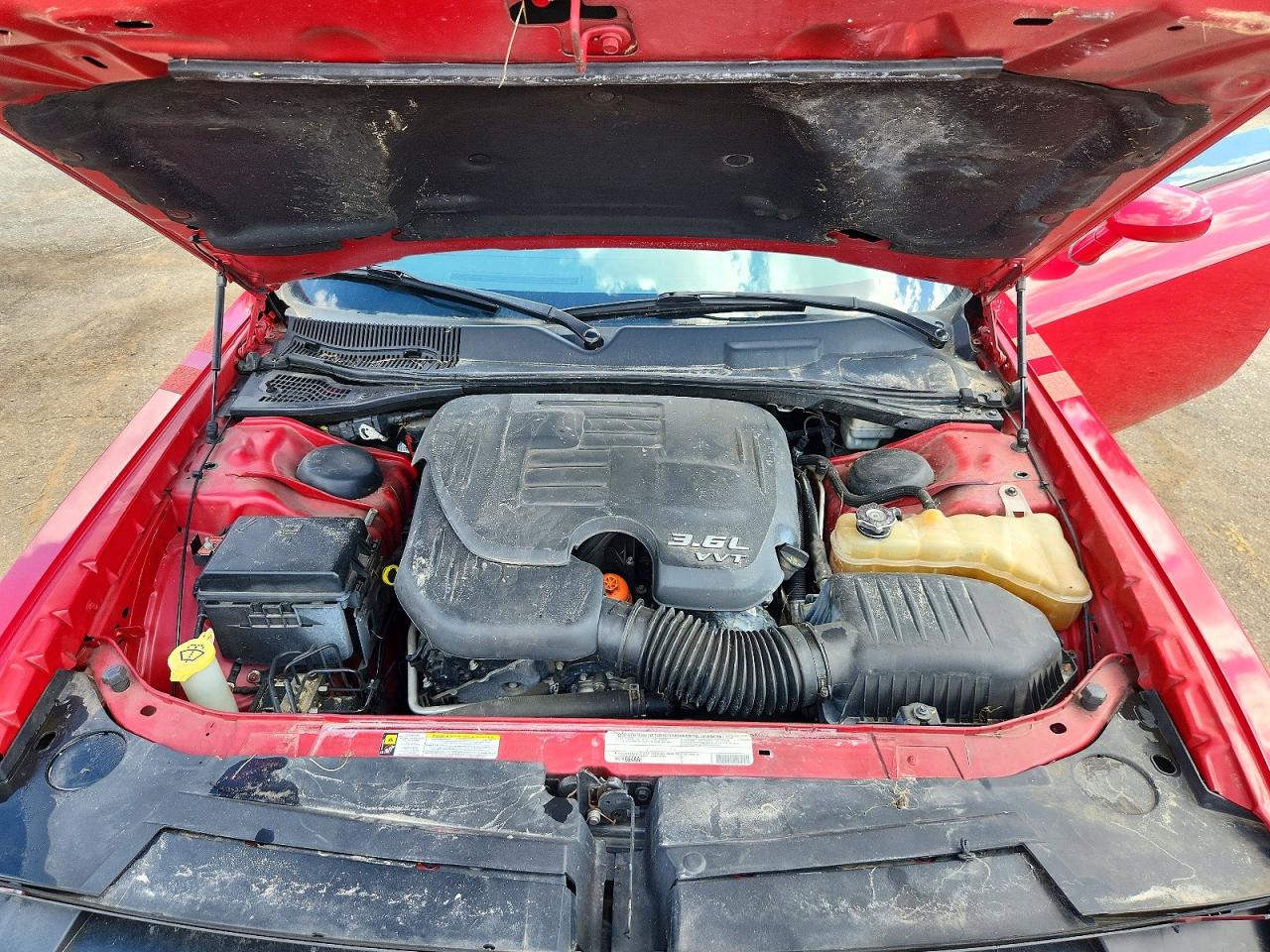 2012 DODGE CHALLENGER SXT photo 21