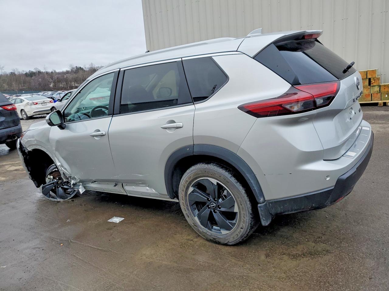 2024 NISSAN ROGUE SV photo 2