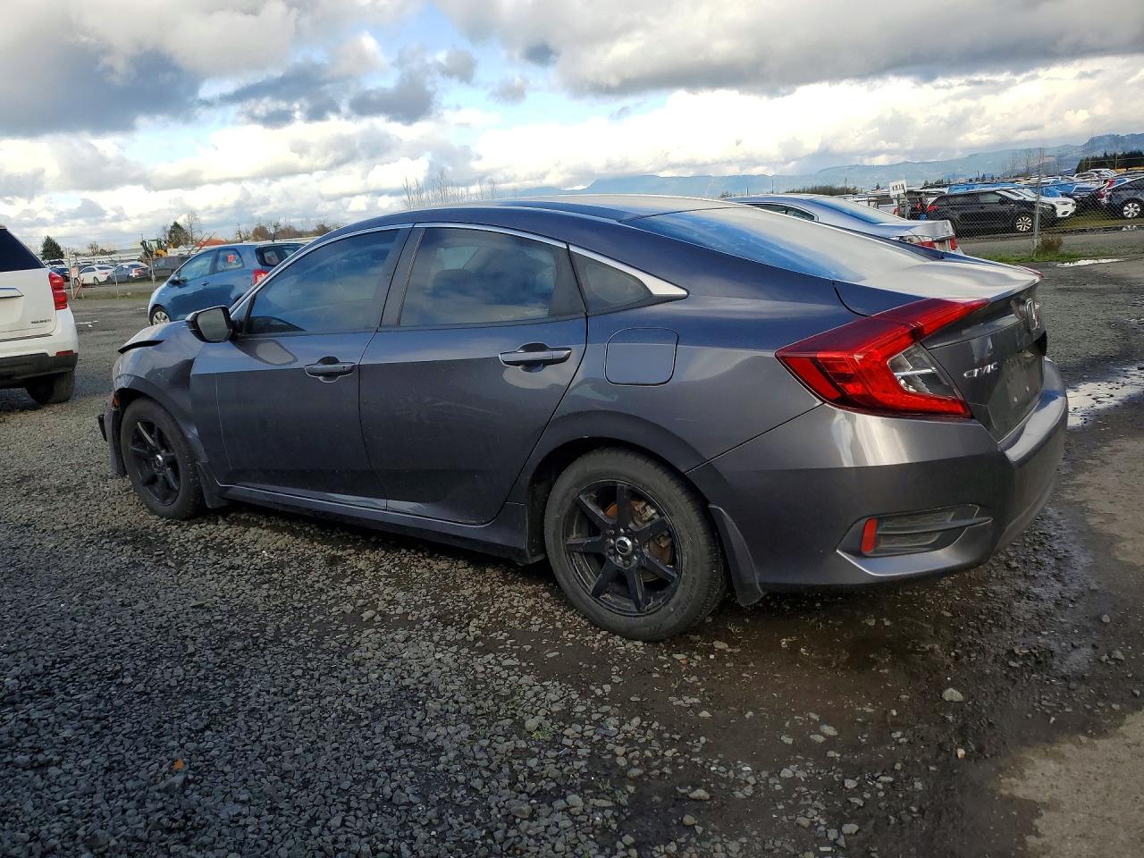 2016 HONDA CIVIC LX photo 4