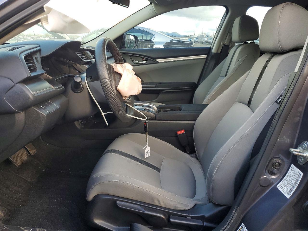 2016 HONDA CIVIC LX photo 19