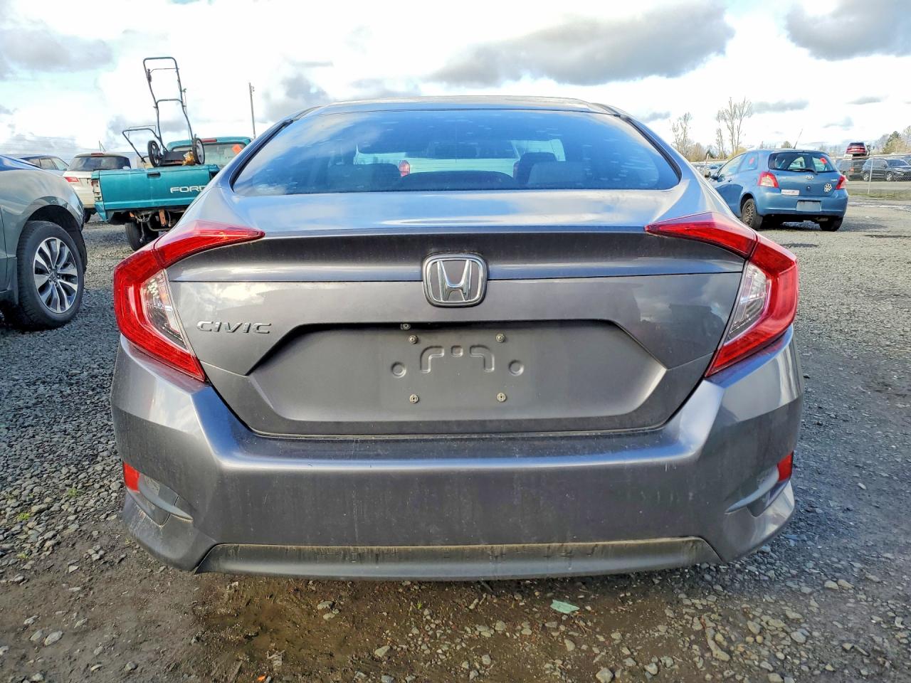 2016 HONDA CIVIC LX photo 16