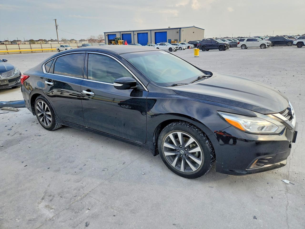 2017 NISSAN ALTIMA 2.5 SV photo 4