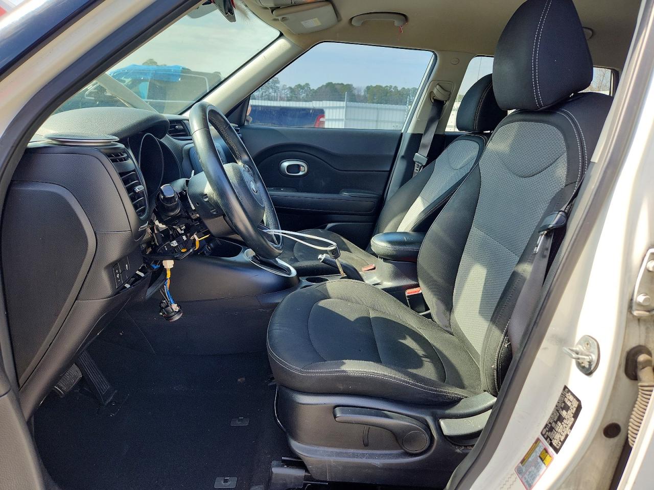 2017 KIA SOUL + photo 19