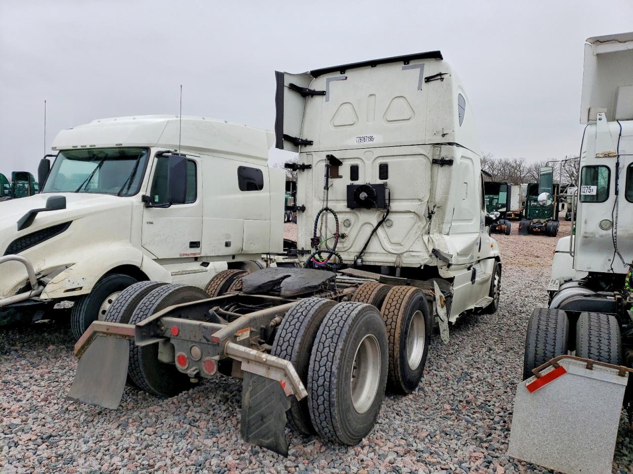 2016 FREIGHTLINER CASCADIA 125 photo 4