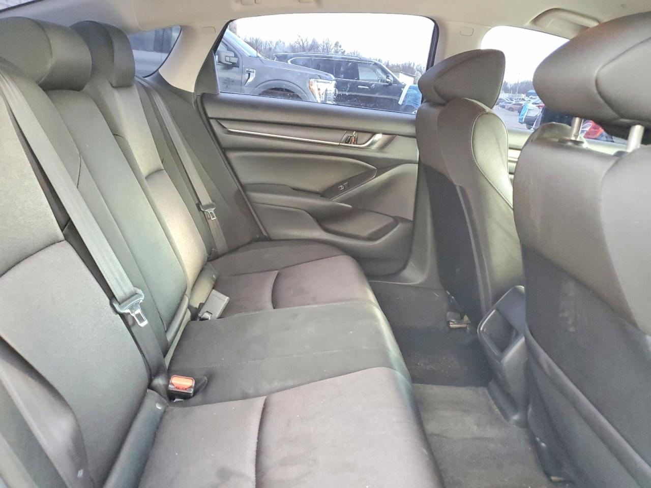 2020 HONDA ACCORD LX photo 19