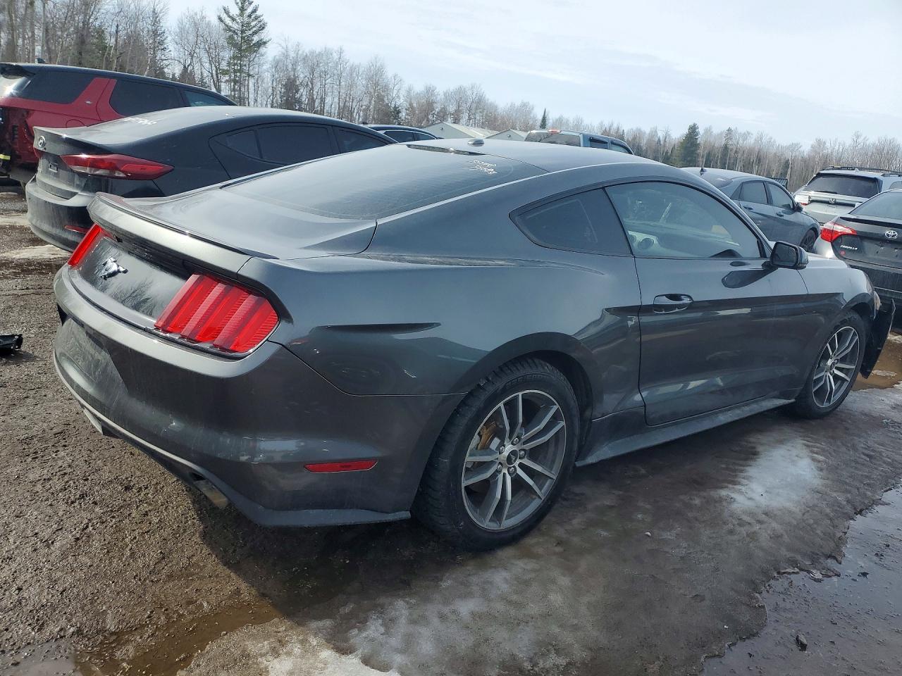 2016 FORD MUSTANG photo 5