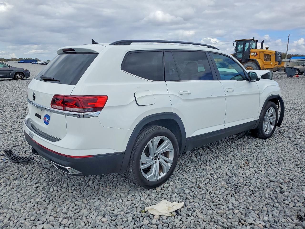 2023 VOLKSWAGEN ATLAS SE photo 7
