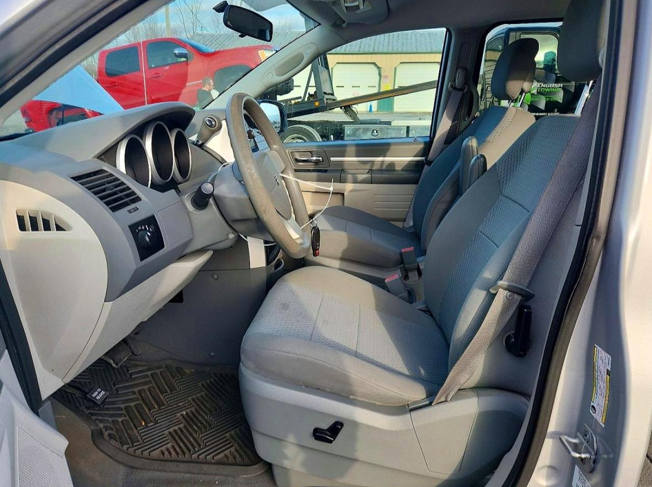 2010 DODGE GRAND CARAVAN SE photo 7
