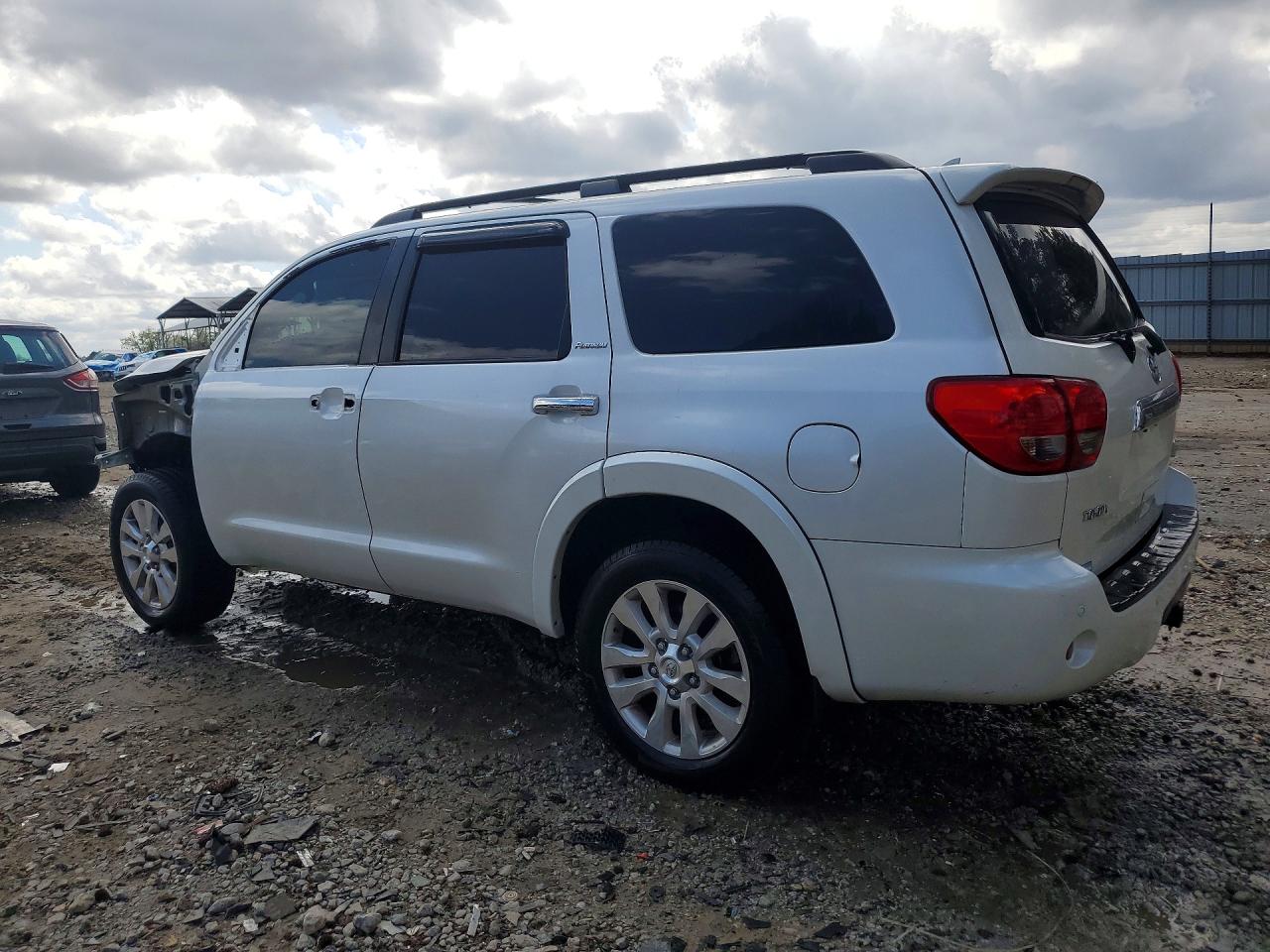 2012 TOYOTA SEQUOIA PLATINUM photo 4