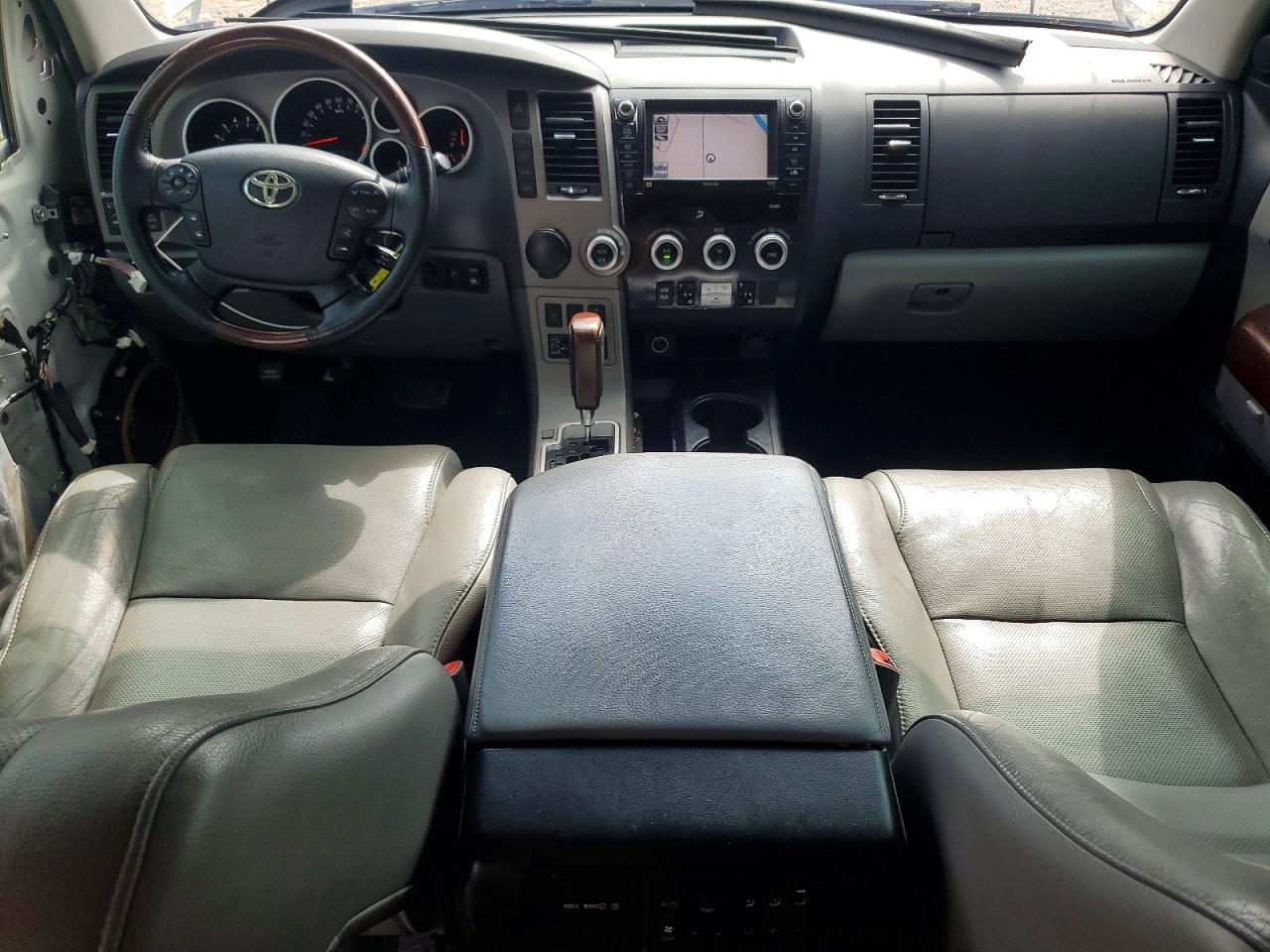 2012 TOYOTA SEQUOIA PLATINUM photo 22