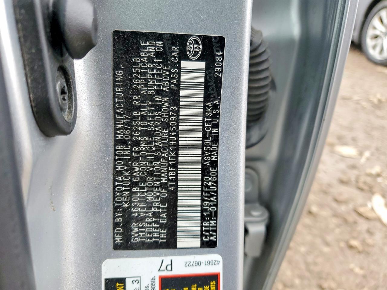 2017 TOYOTA CAMRY SE photo 34