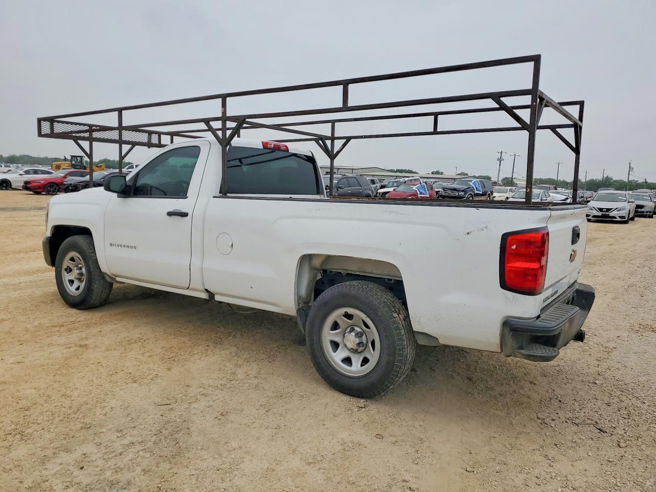 2016 CHEVROLET SILVERADO C1500 photo 2