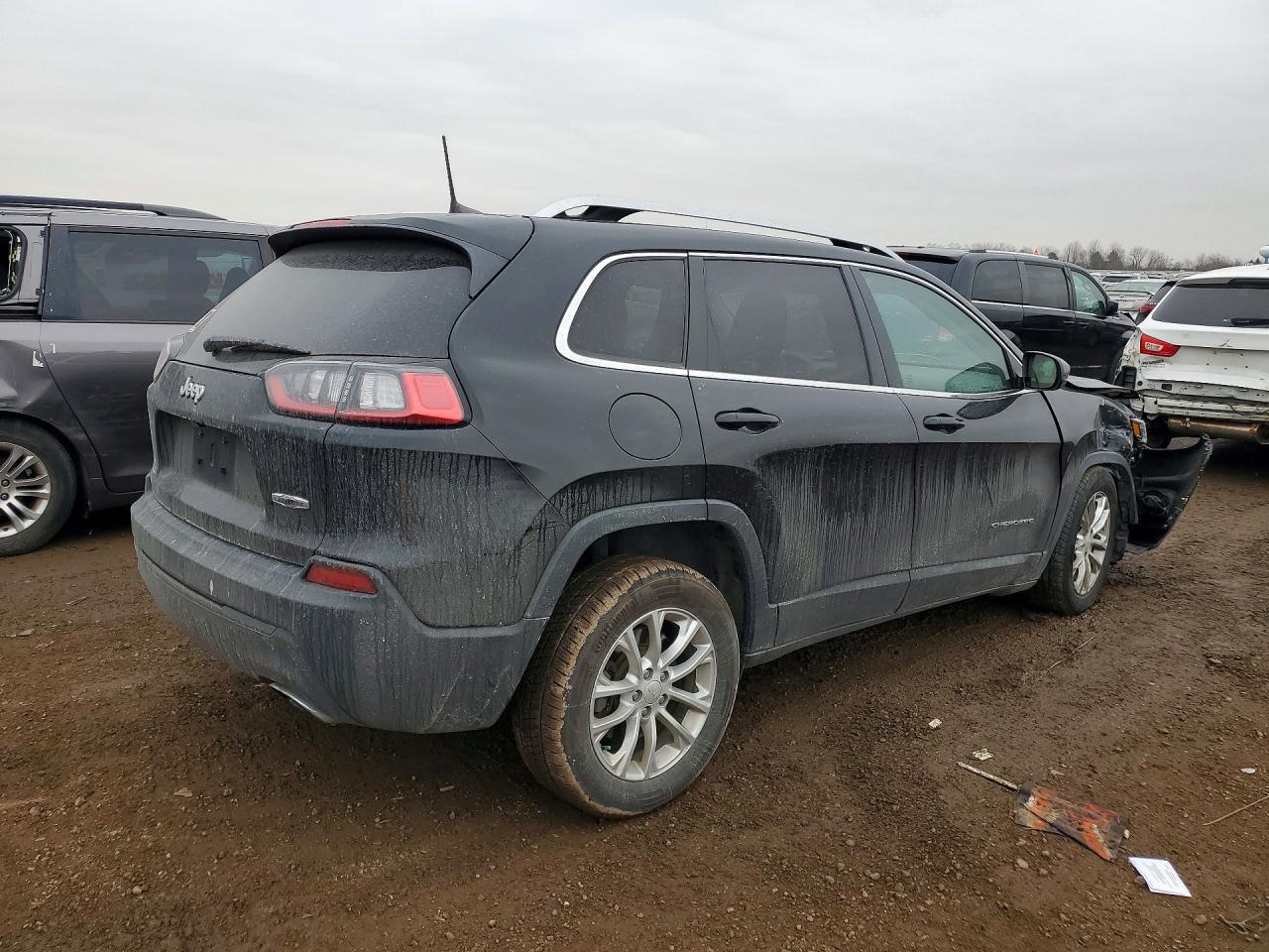 2019 JEEP CHEROKEE LATITUDE photo 5