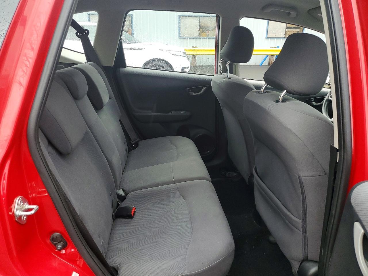 2013 HONDA FIT photo 28