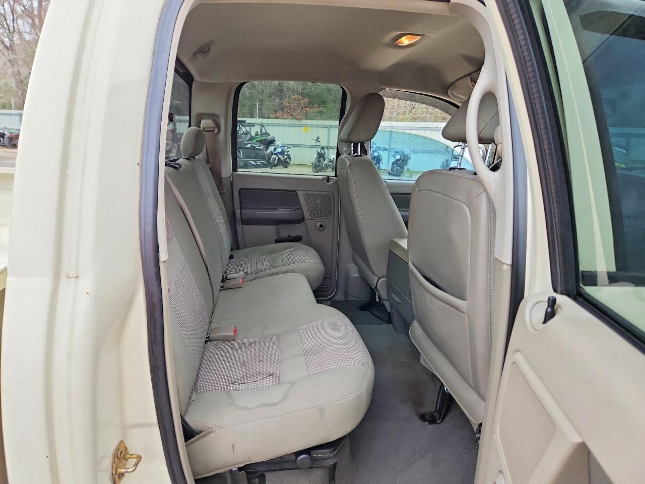 2007 DODGE RAM 1500 ST photo 10