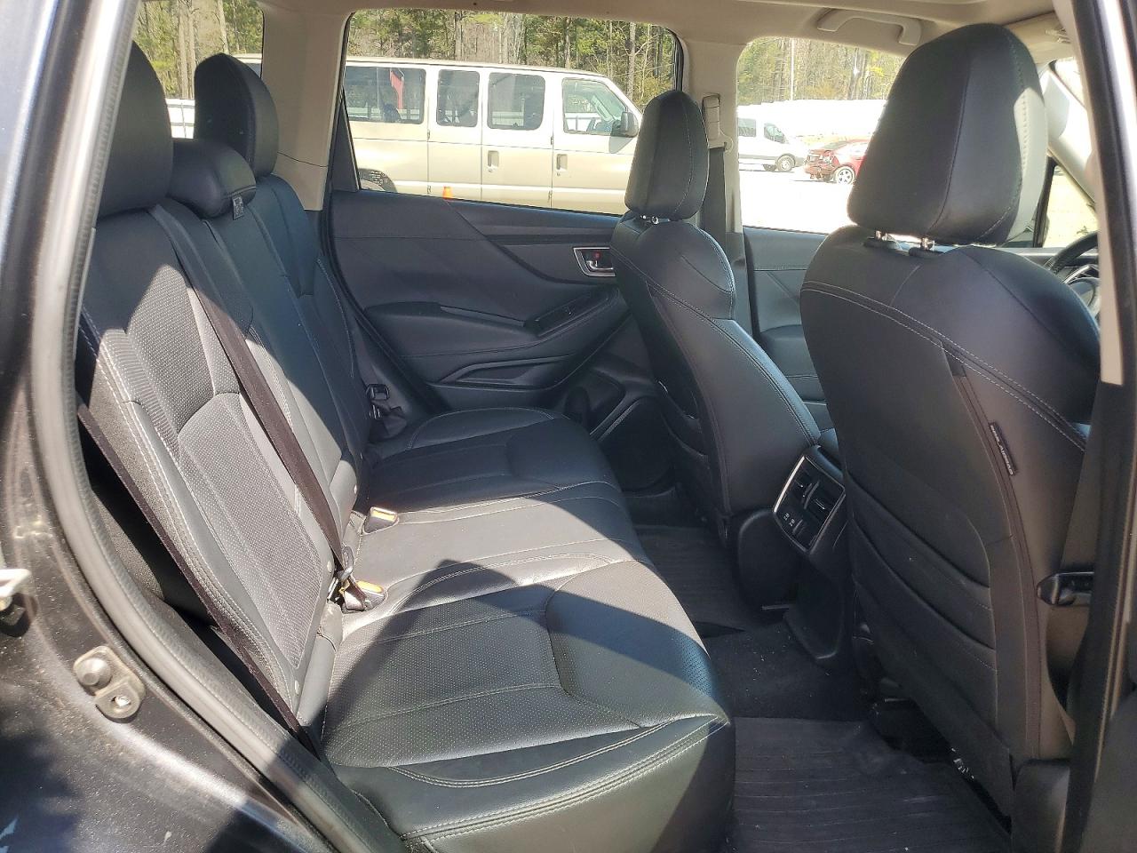 2019 SUBARU FORESTER LIMITED photo 10