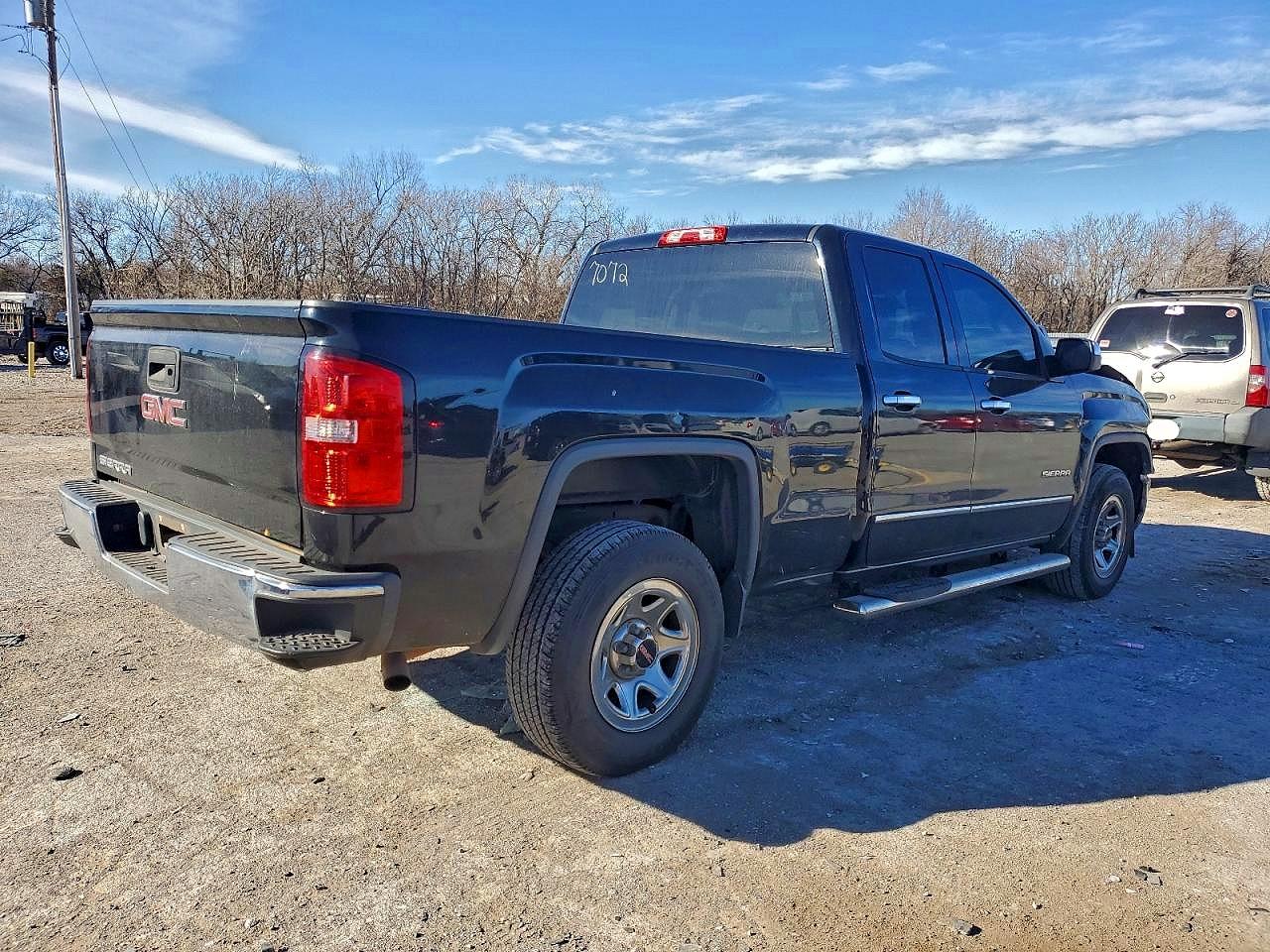 2014 GMC SIERRA C1500 photo 3