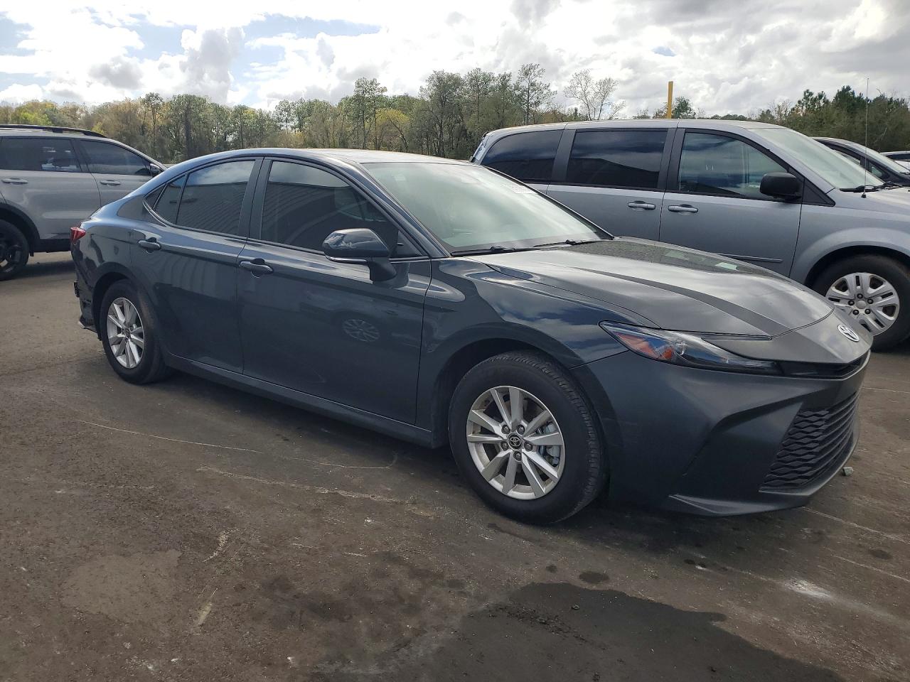 2025 TOYOTA CAMRY LE photo 7
