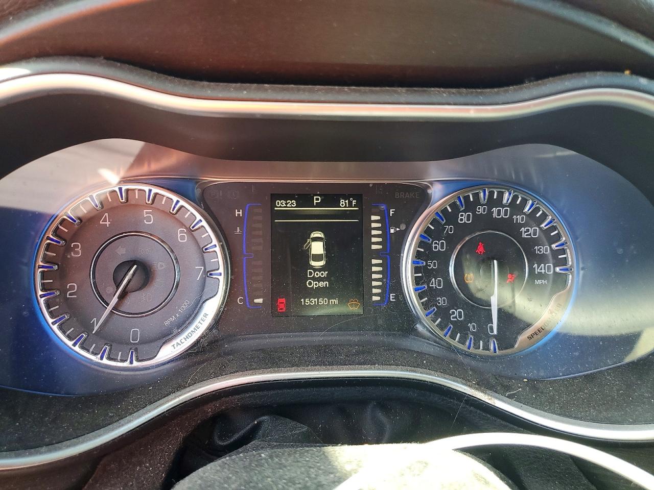 2015 CHRYSLER 200 LIMITED photo 9