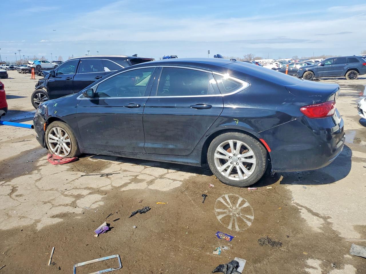 2015 CHRYSLER 200 LIMITED photo 2