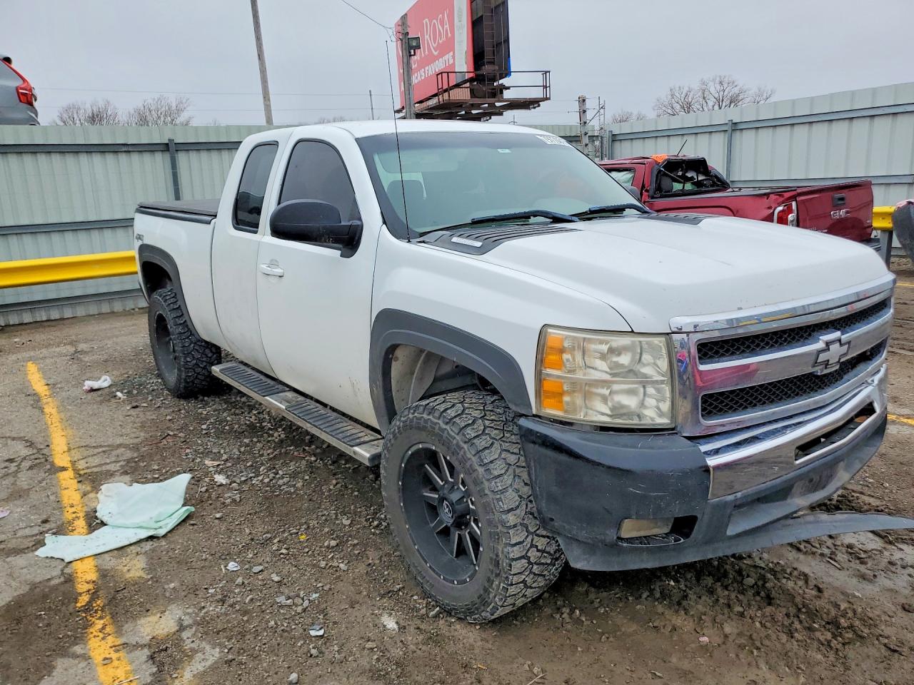 2010 CHEVROLET SILVERADO K1500 photo 10