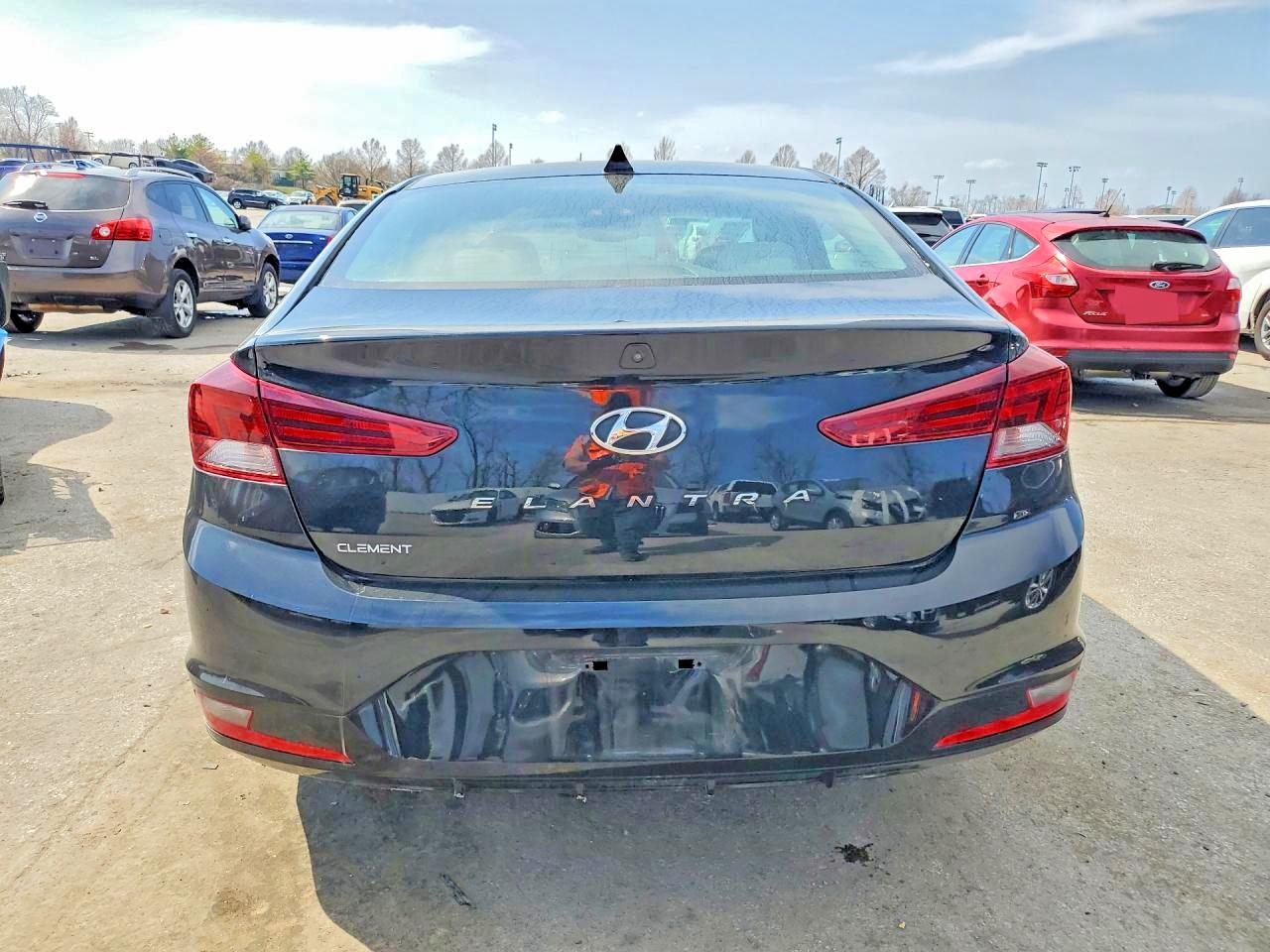 2019 HYUNDAI ELANTRA VALUE EDITION photo 16